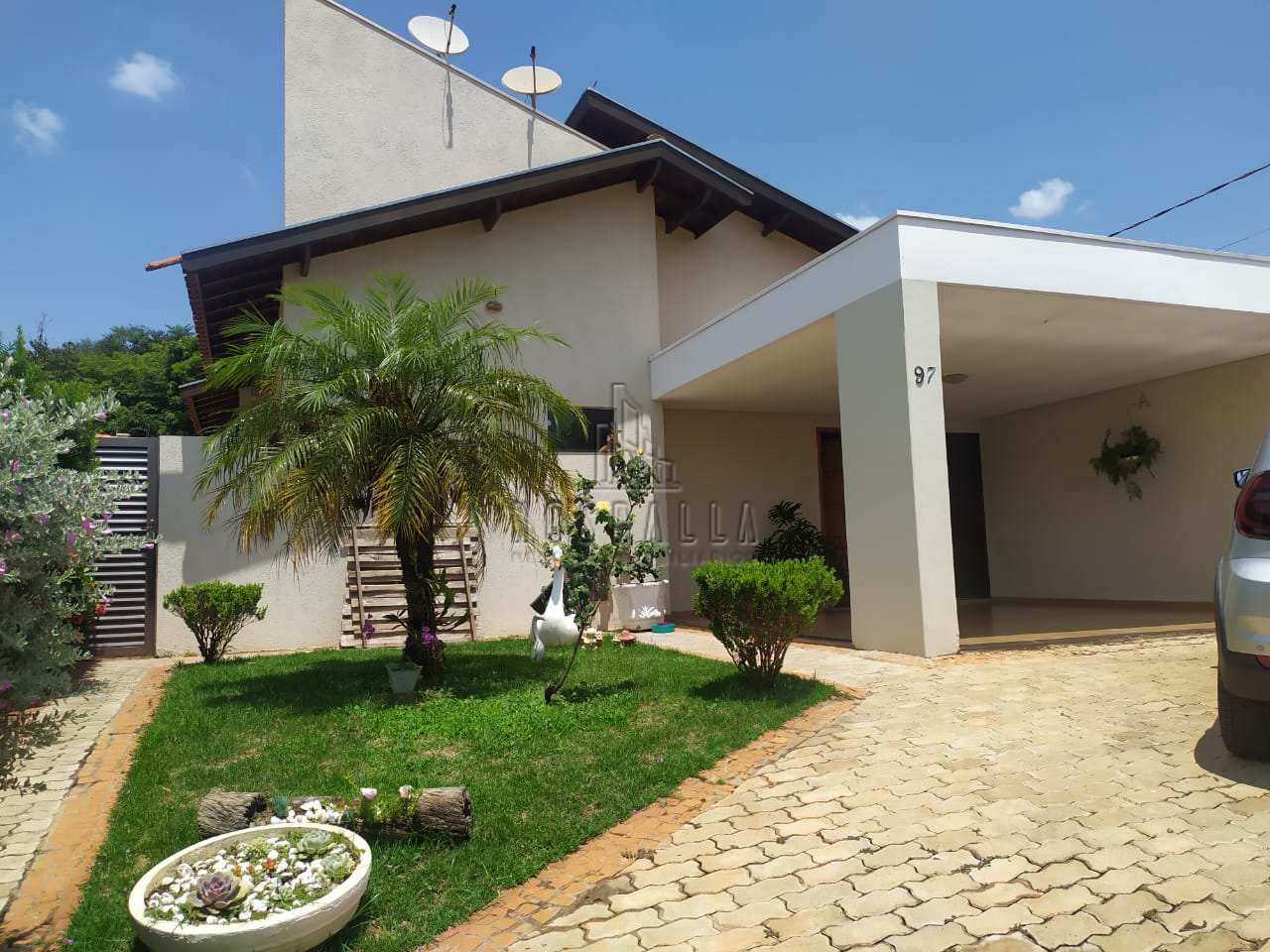 Casa de Condomínio à venda com 2 quartos, 118m² - Foto 1