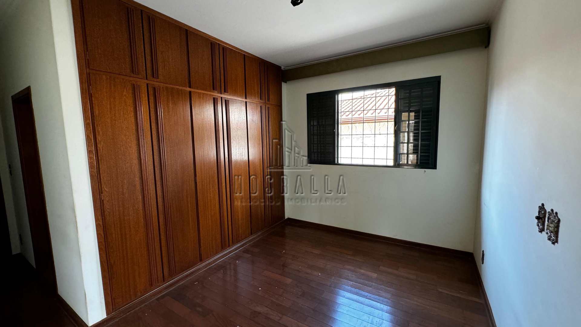 Casa à venda com 3 quartos, 245m² - Foto 15