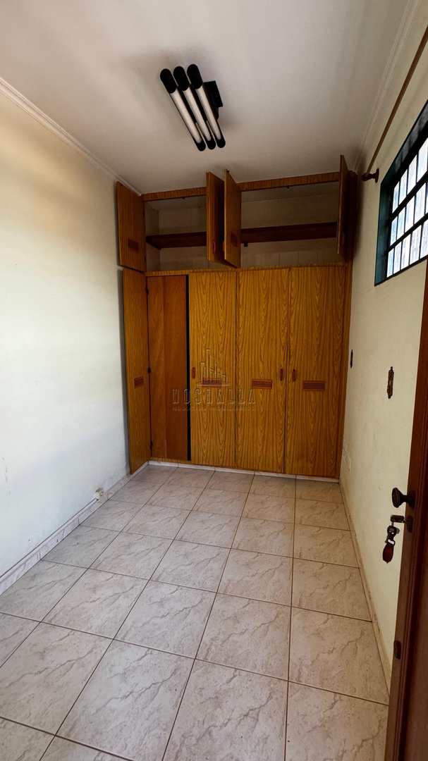 Casa à venda com 3 quartos, 245m² - Foto 25