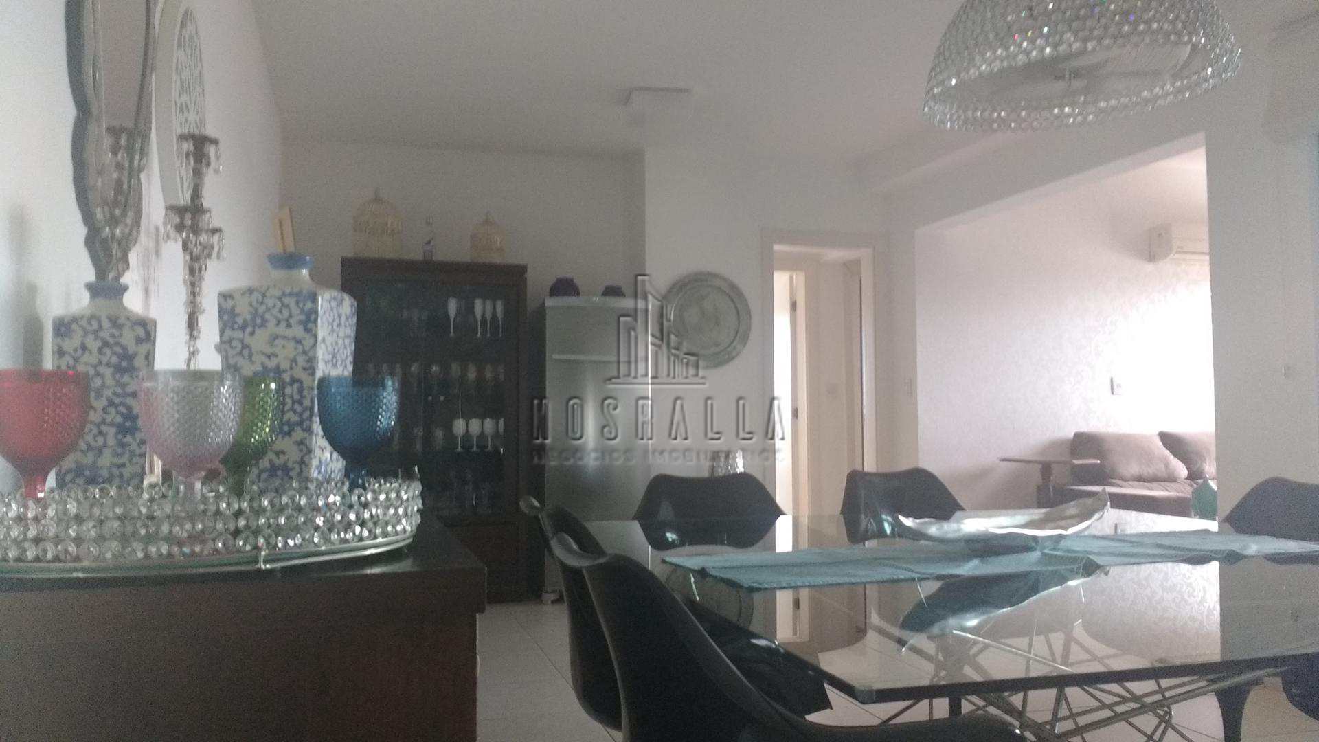 Apartamento à venda com 2 quartos, 95m² - Foto 1