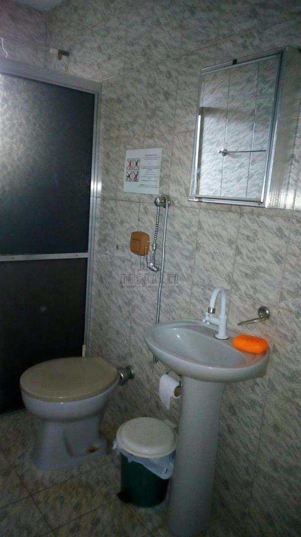 Casa à venda e aluguel com 4 quartos, 1000m² - Foto 7