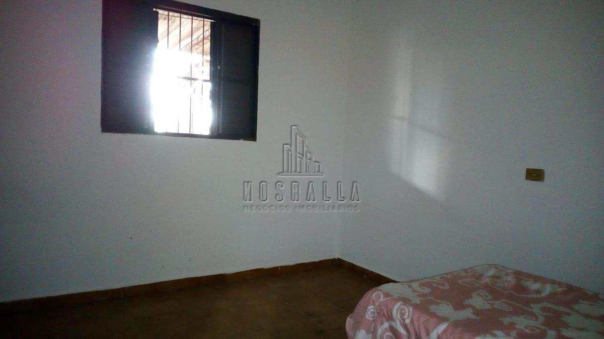 Casa à venda e aluguel com 4 quartos, 1000m² - Foto 11