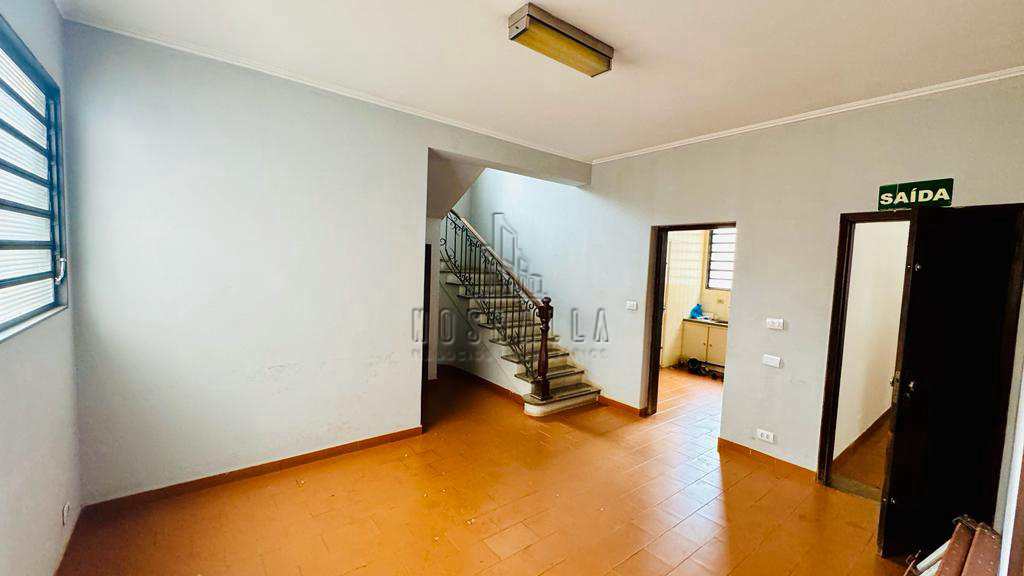 Sobrado para alugar com 3 quartos, 349m² - Foto 17