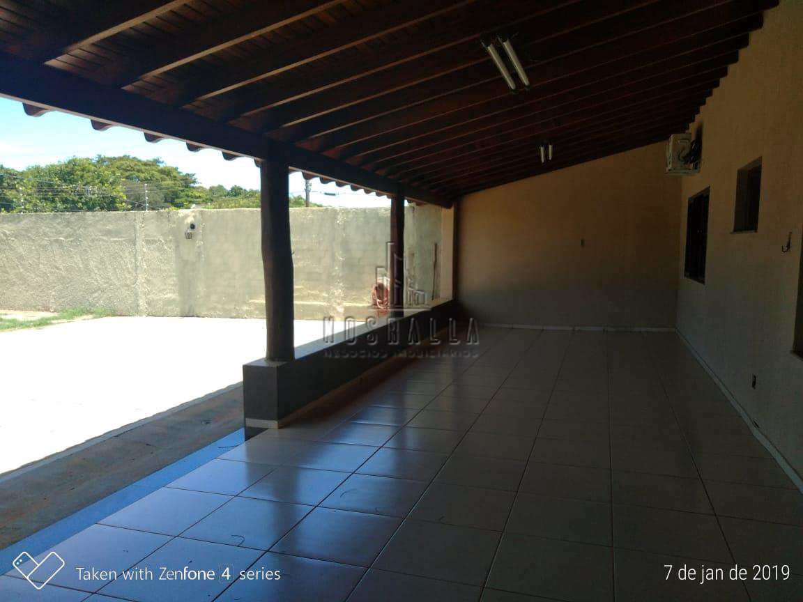 Casa à venda com 1 quarto, 132m² - Foto 2