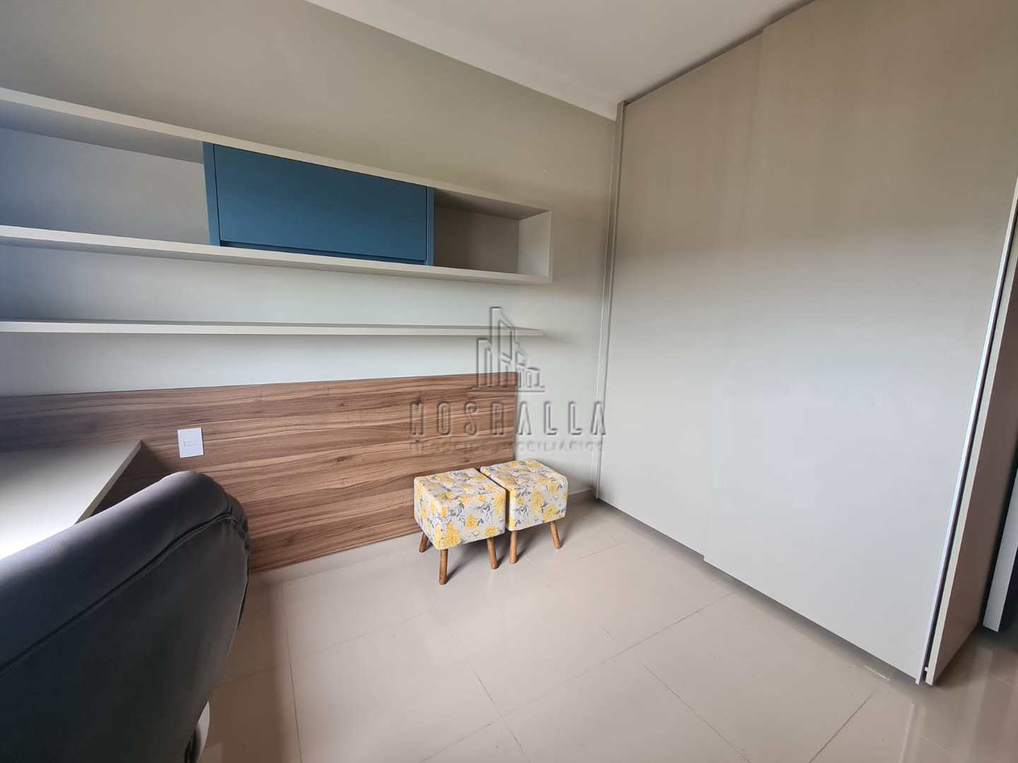 Apartamento à venda com 3 quartos, 172m² - Foto 4