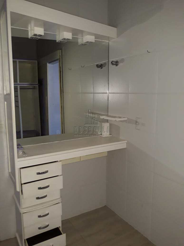 Casa à venda com 2 quartos, 250m² - Foto 19