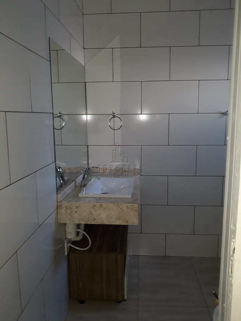 Casa à venda com 2 quartos, 250m² - Foto 18