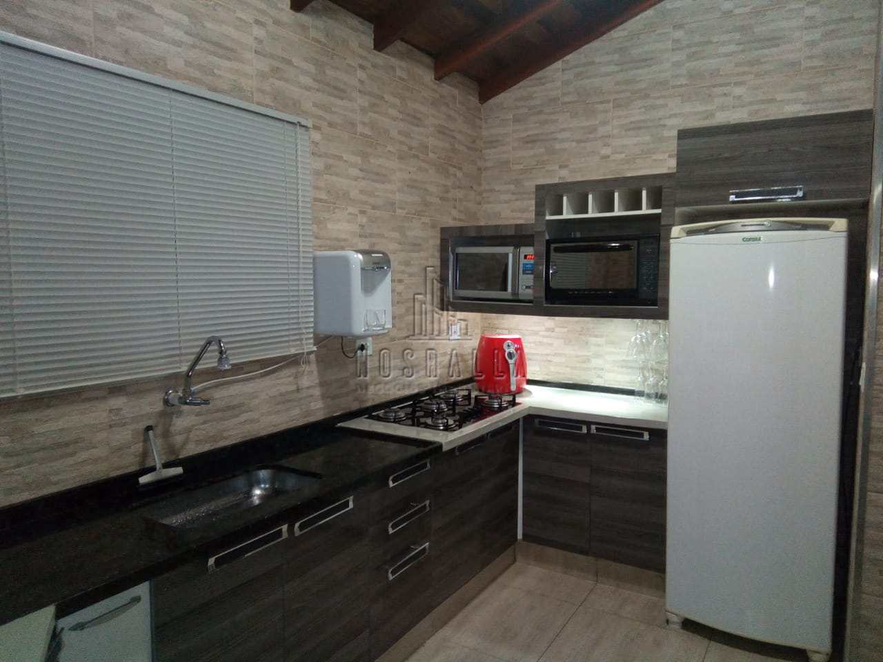 Casa à venda com 2 quartos, 250m² - Foto 7