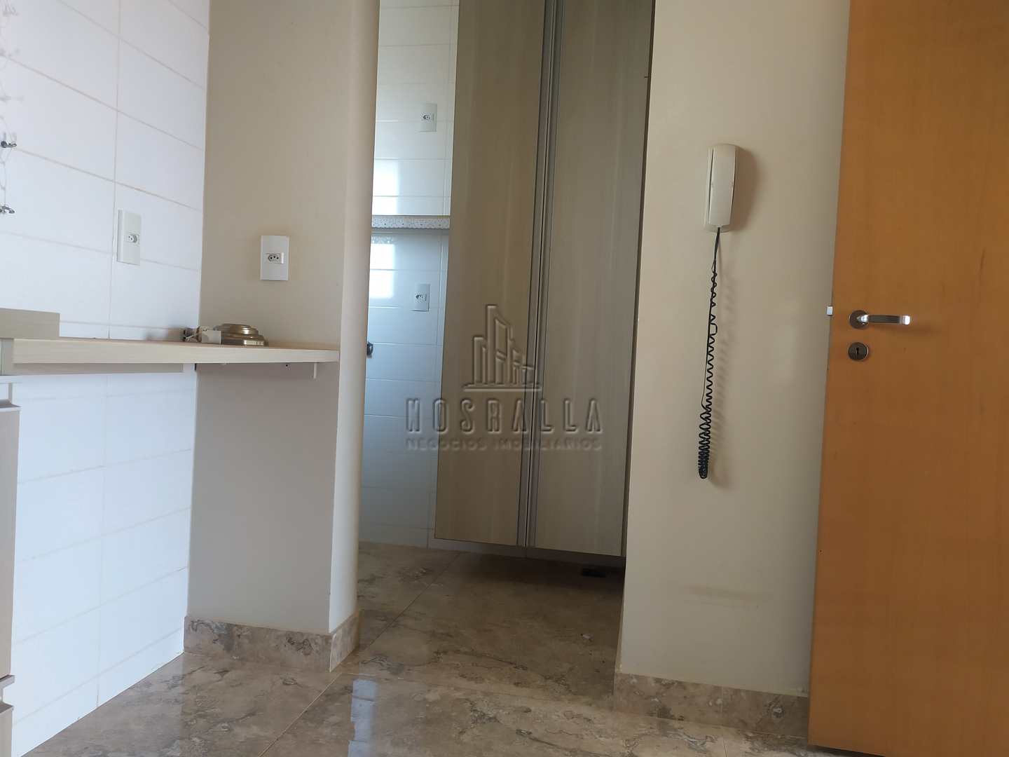 Apartamento à venda com 2 quartos, 80m² - Foto 11