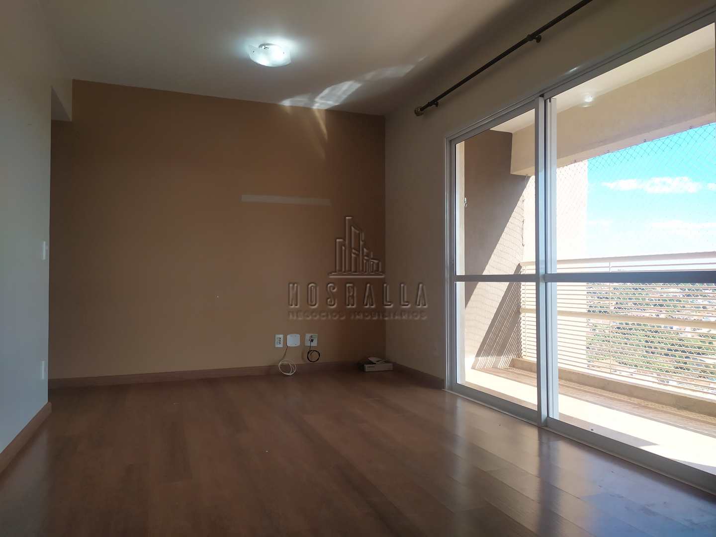 Apartamento à venda com 2 quartos, 80m² - Foto 1