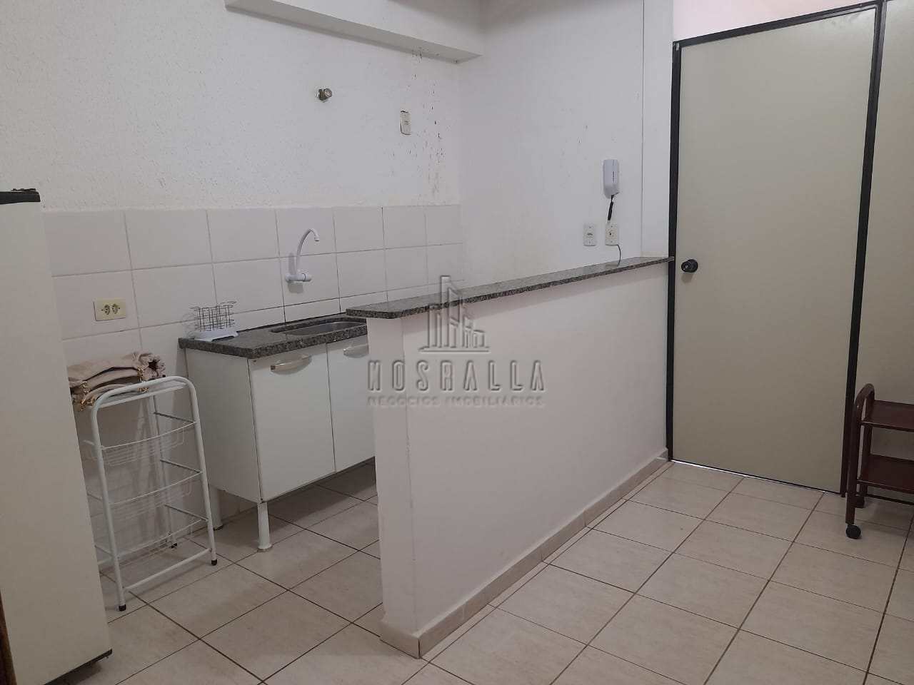 Apartamento para alugar com 1 quarto - Foto 1