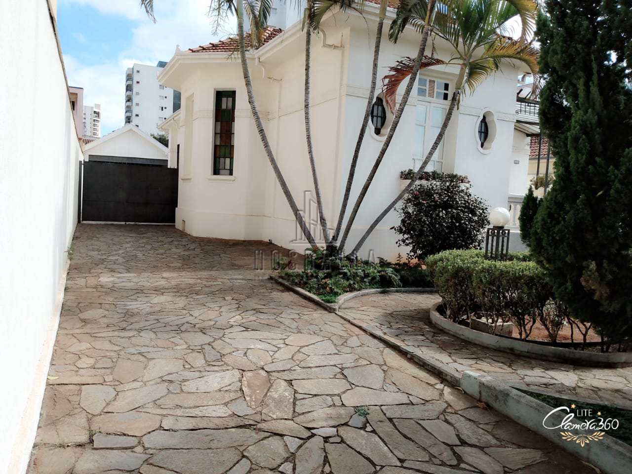 Casa à venda com 3 quartos, 814m² - Foto 1