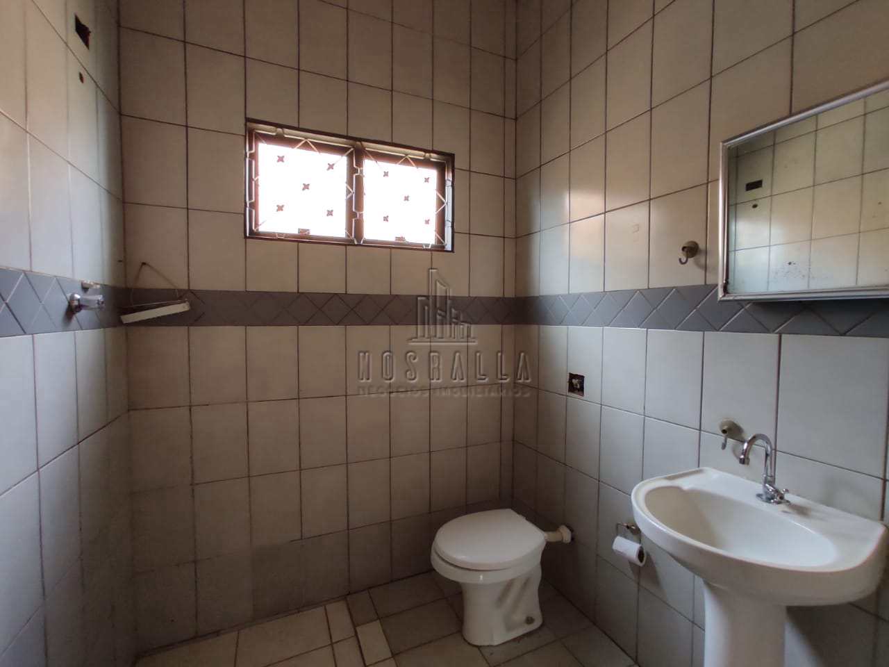 Casa à venda com 3 quartos, 250m² - Foto 4