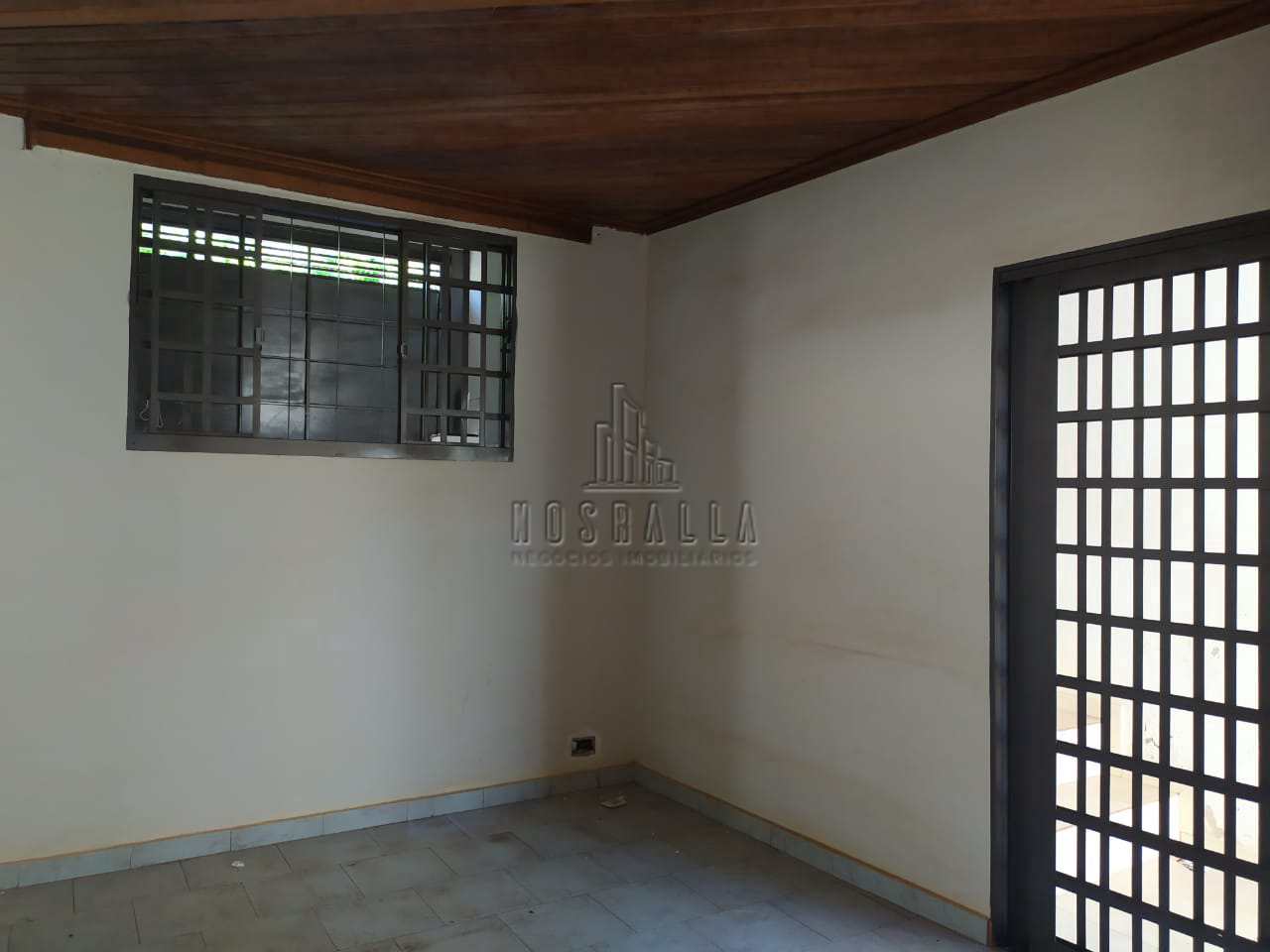 Casa à venda com 2 quartos, 300m² - Foto 6