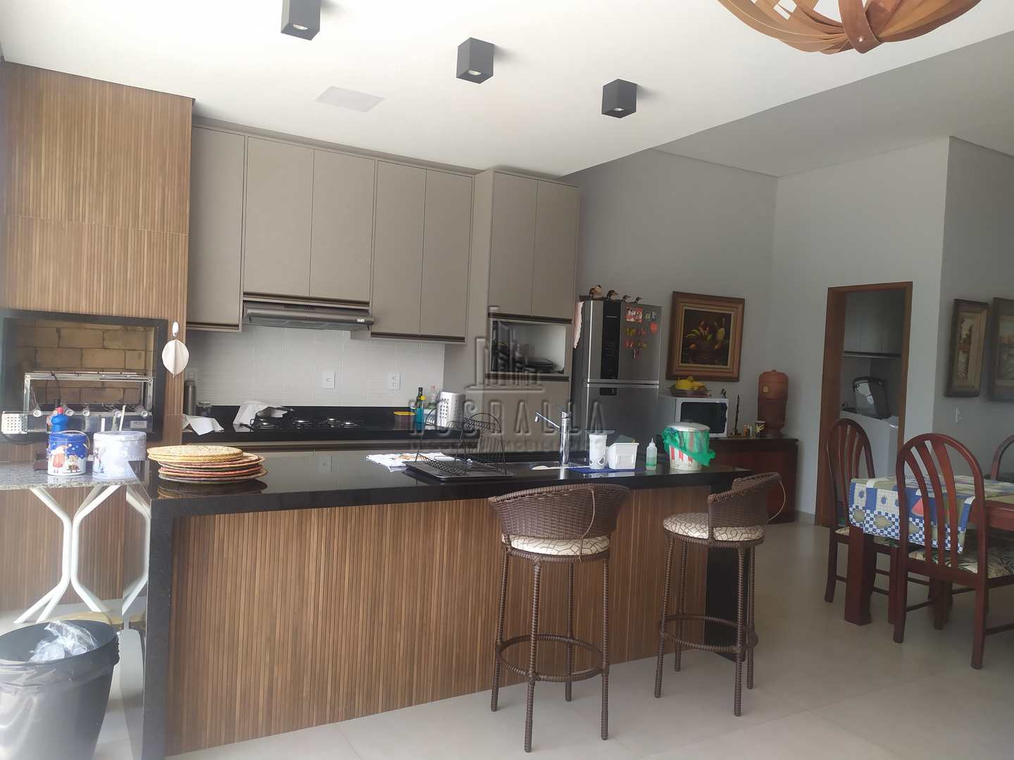 Casa à venda com 3 quartos, 360m² - Foto 3