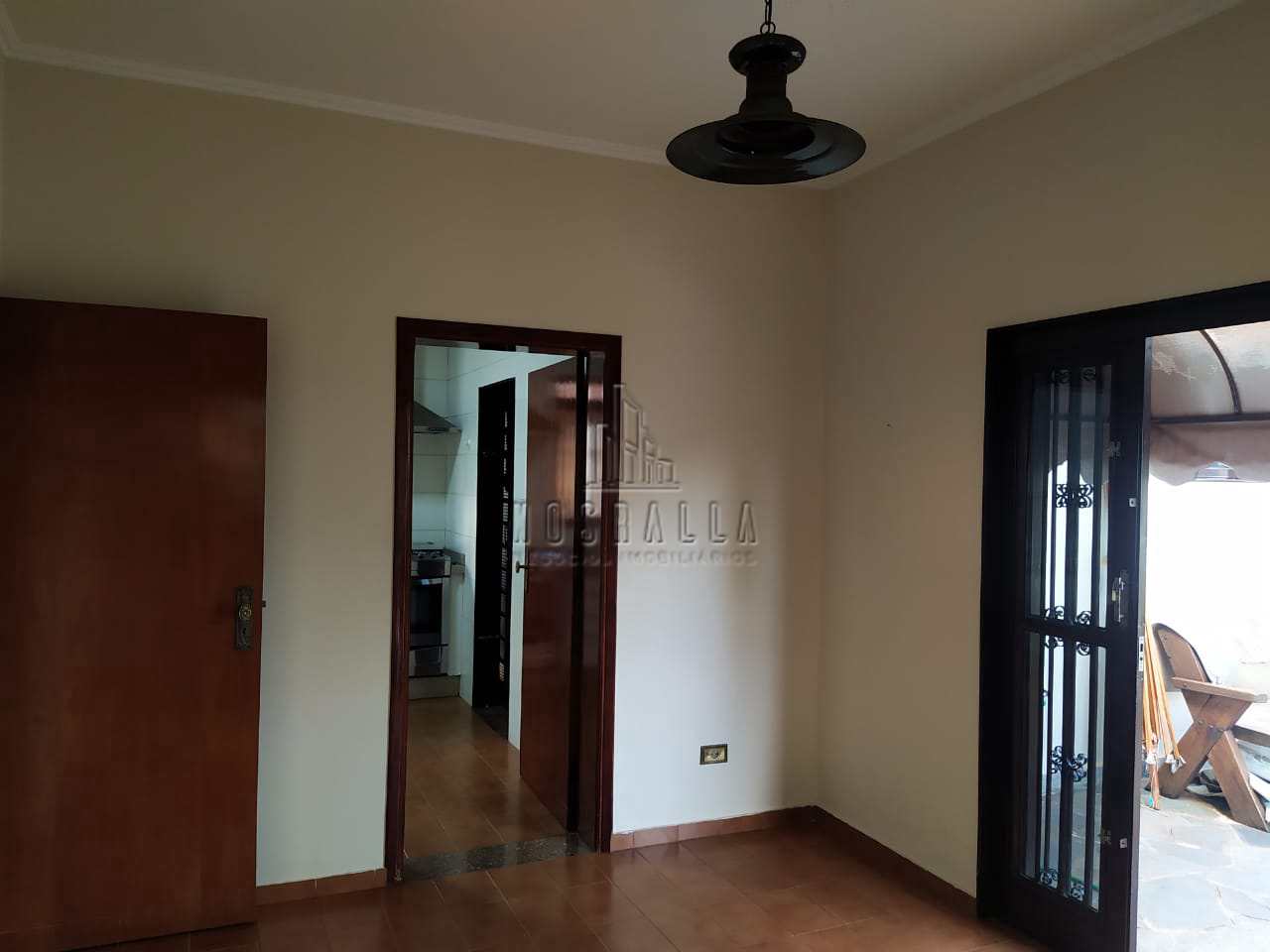 Casa à venda com 5 quartos, 243m² - Foto 6