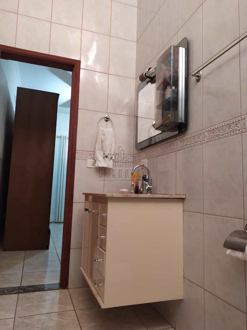 Casa à venda com 2 quartos, 250m² - Foto 19