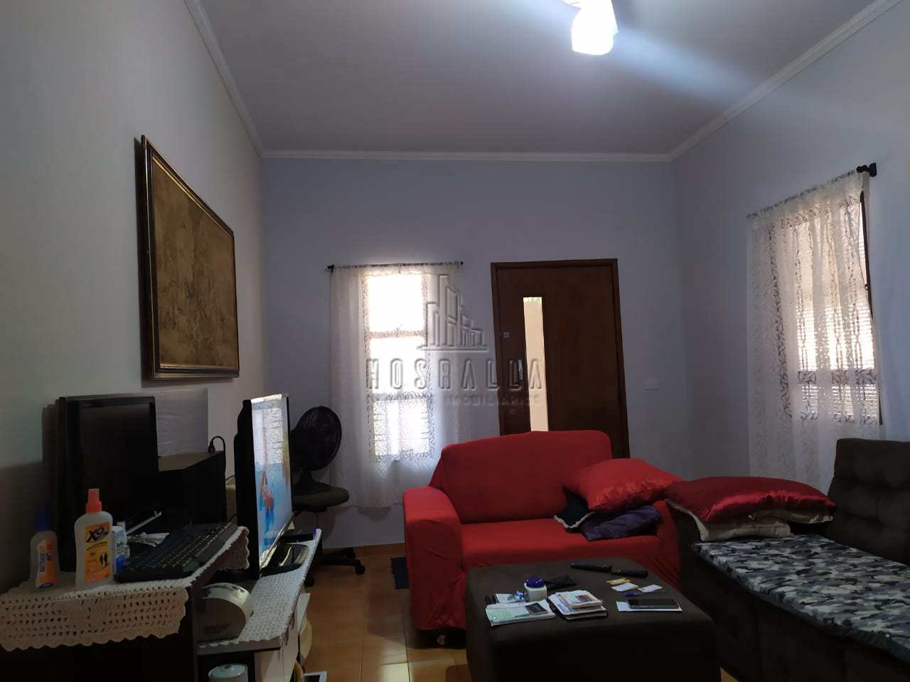 Casa à venda com 2 quartos, 150m² - Foto 1