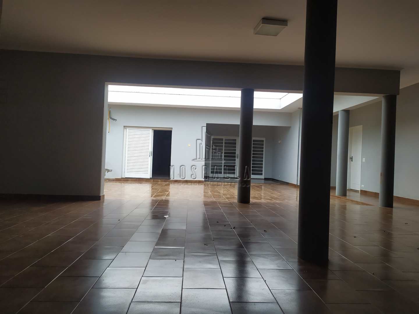 Casa para alugar com 3 quartos, 734m² - Foto 6