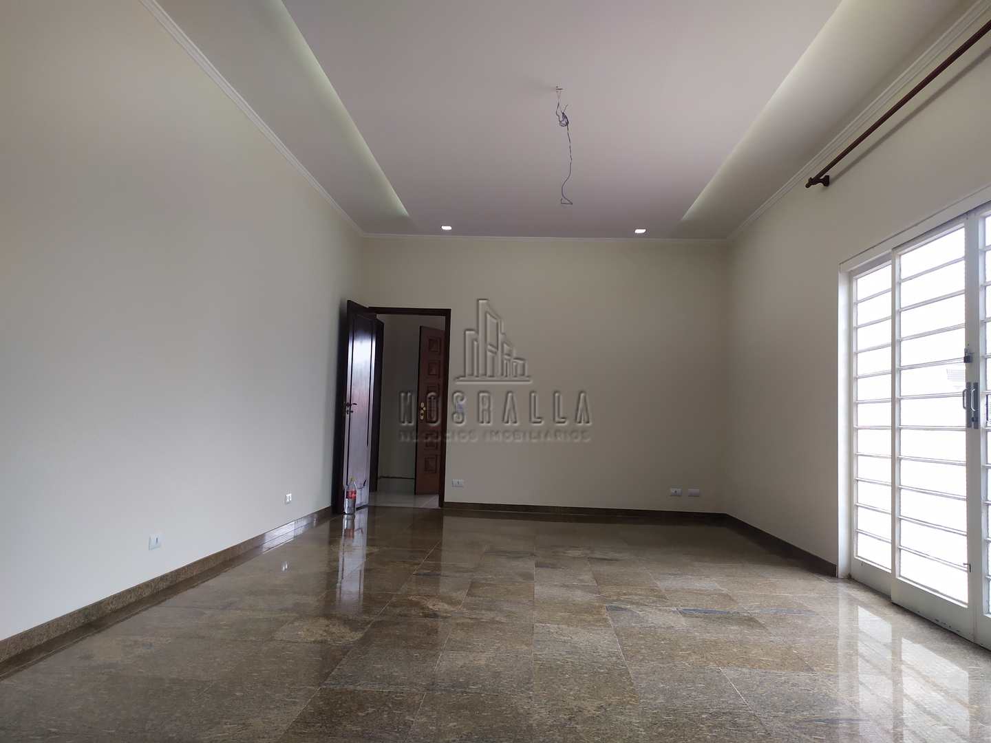 Casa para alugar com 3 quartos, 734m² - Foto 47