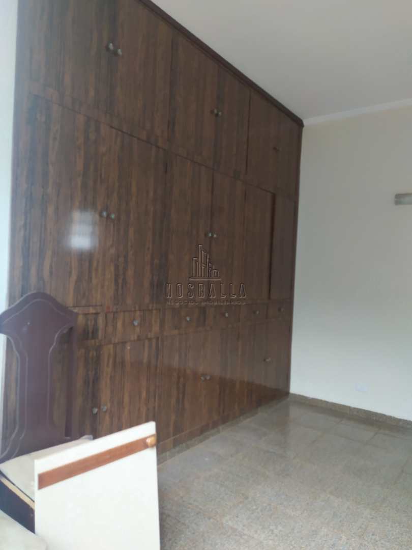 Casa para alugar com 3 quartos, 734m² - Foto 55