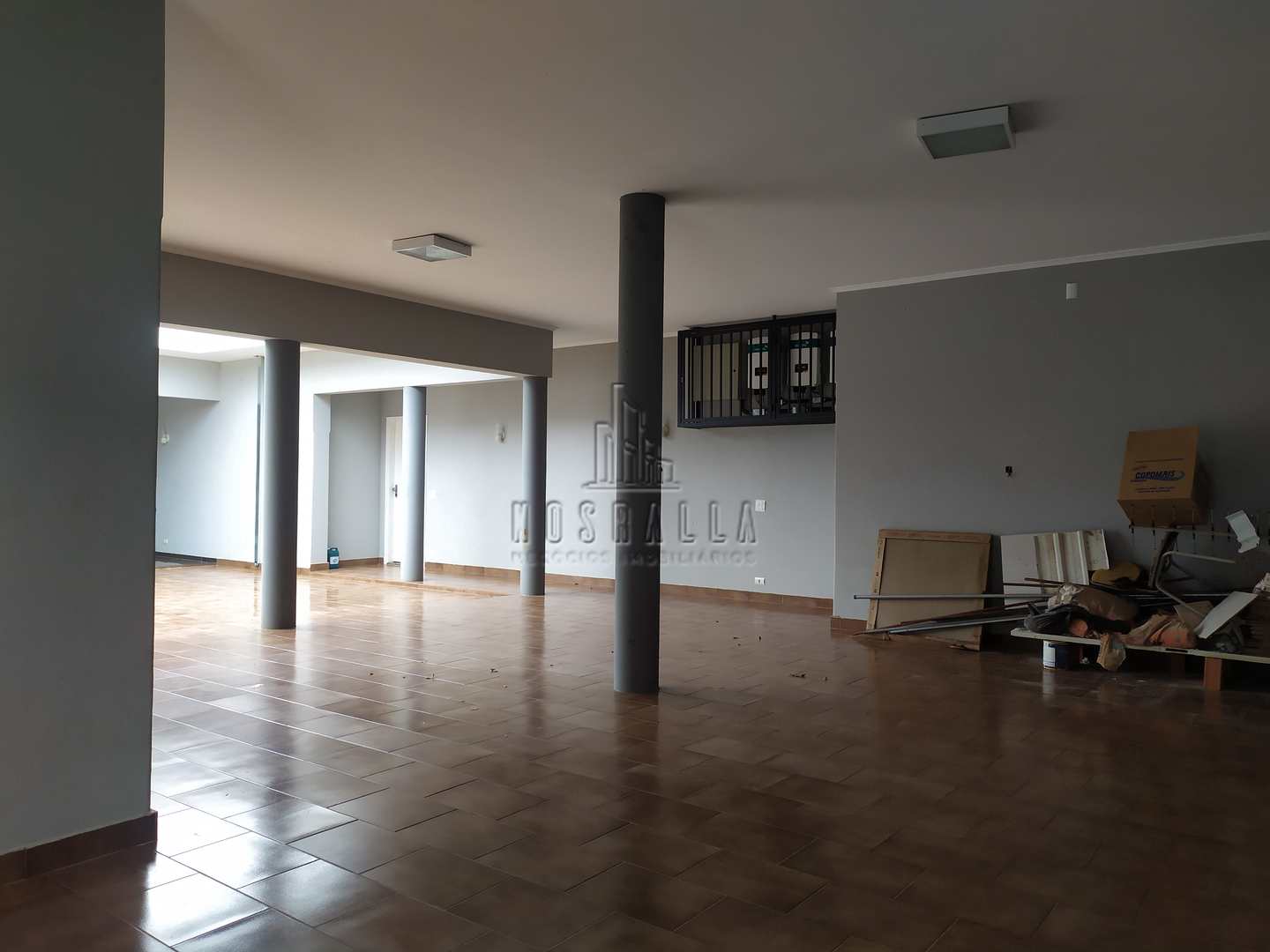 Casa para alugar com 3 quartos, 734m² - Foto 4