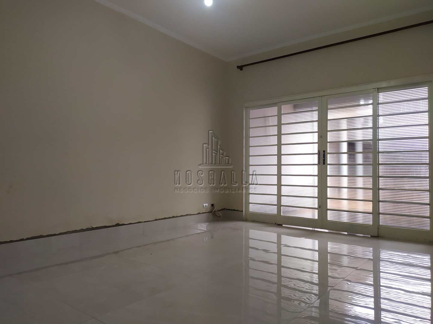 Casa para alugar com 3 quartos, 734m² - Foto 31