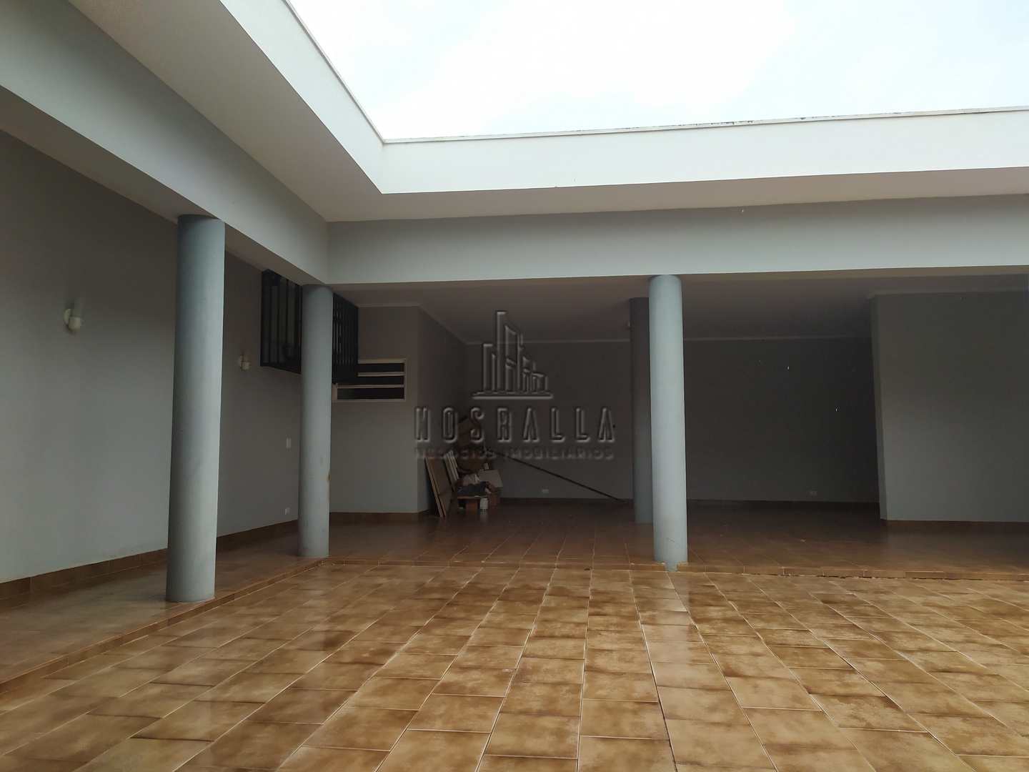 Casa para alugar com 3 quartos, 734m² - Foto 12