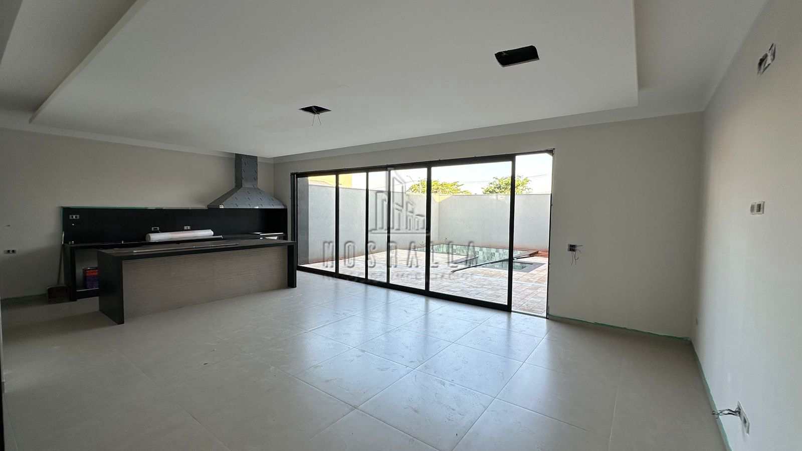 Casa à venda com 3 quartos, 241m² - Foto 6