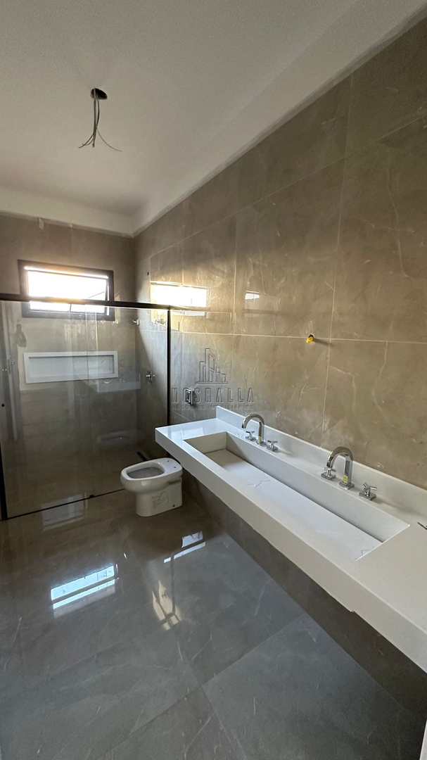 Casa à venda com 3 quartos, 241m² - Foto 15