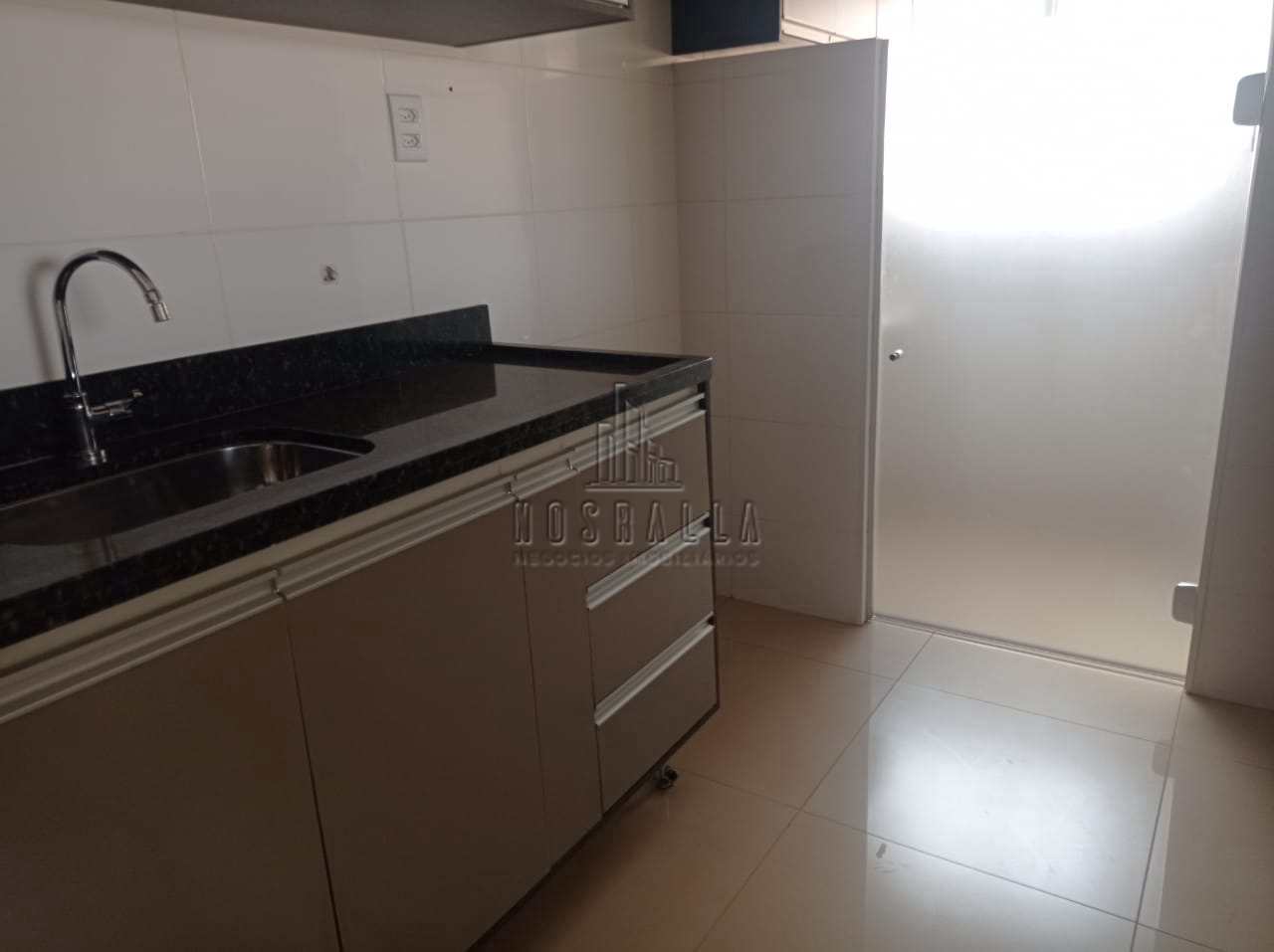 Apartamento à venda com 3 quartos - Foto 8