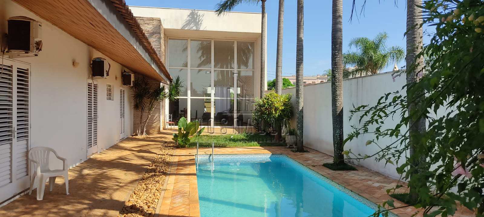 Casa à venda com 3 quartos - Foto 1