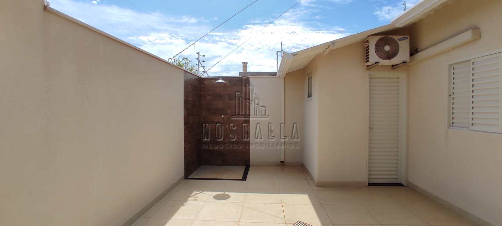 Casa à venda com 3 quartos, 200m² - Foto 22