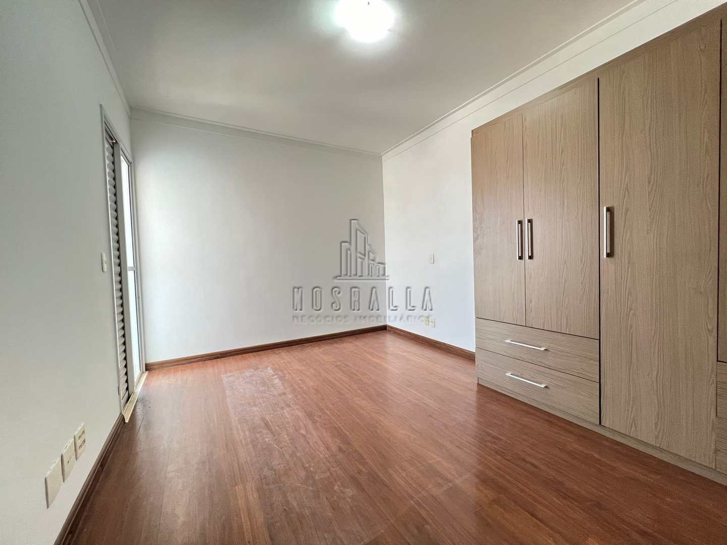 Apartamento à venda com 3 quartos, 110m² - Foto 9