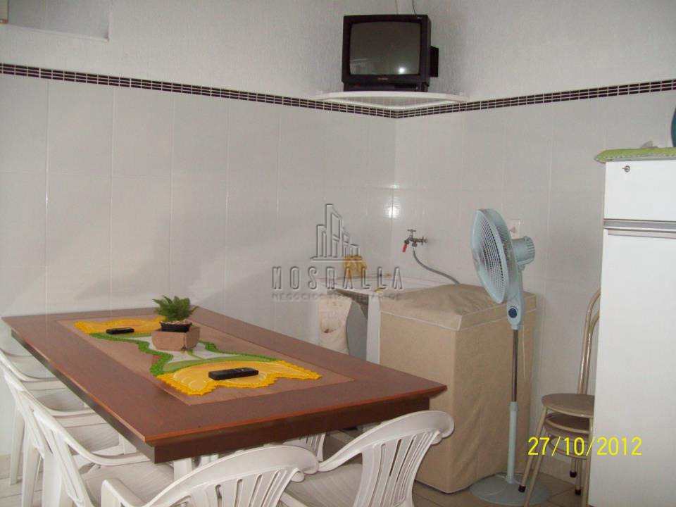 Casa à venda com 3 quartos, 160m² - Foto 3