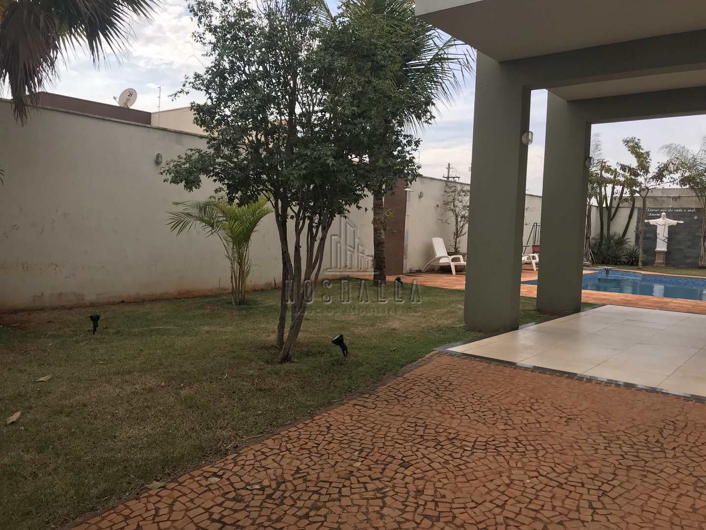 Casa à venda com 4 quartos, 720m² - Foto 7