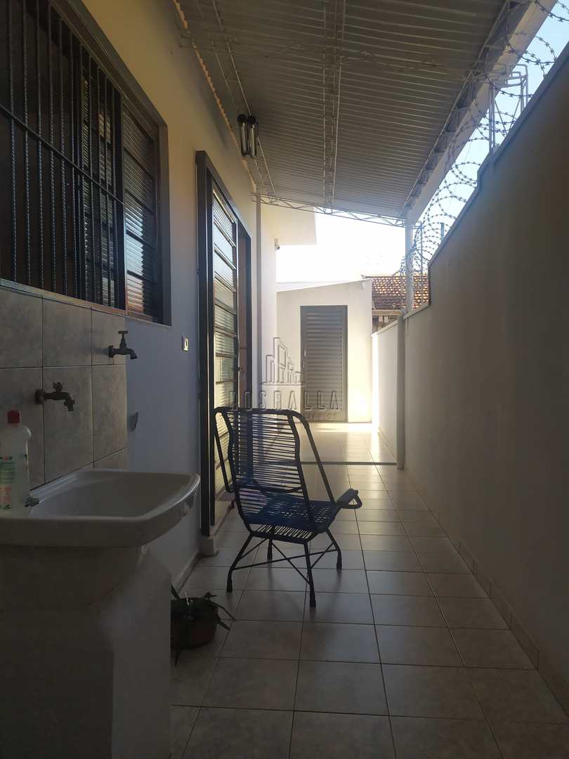 Casa à venda com 2 quartos, 246m² - Foto 11