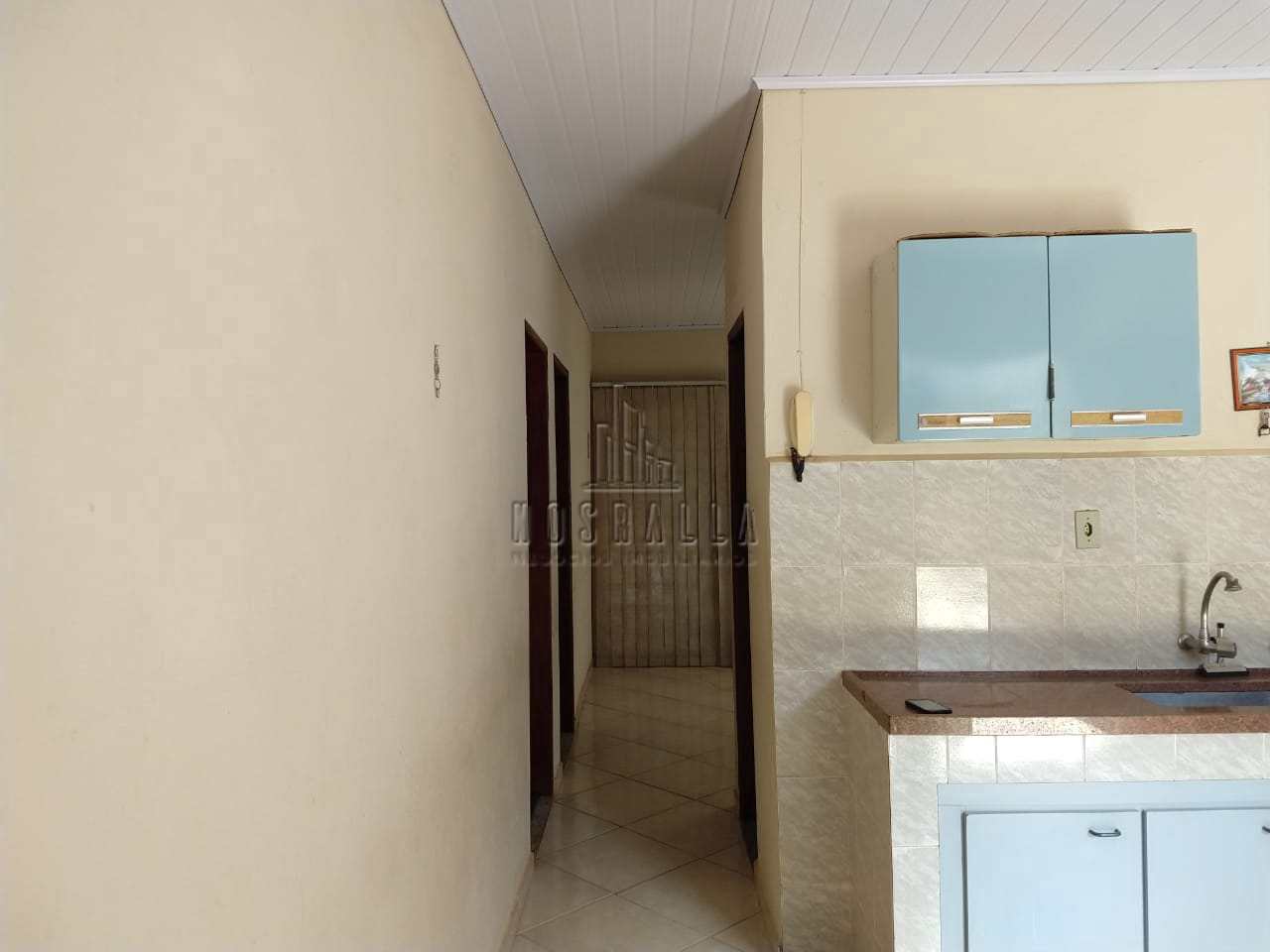 Casa à venda com 3 quartos, 200m² - Foto 2