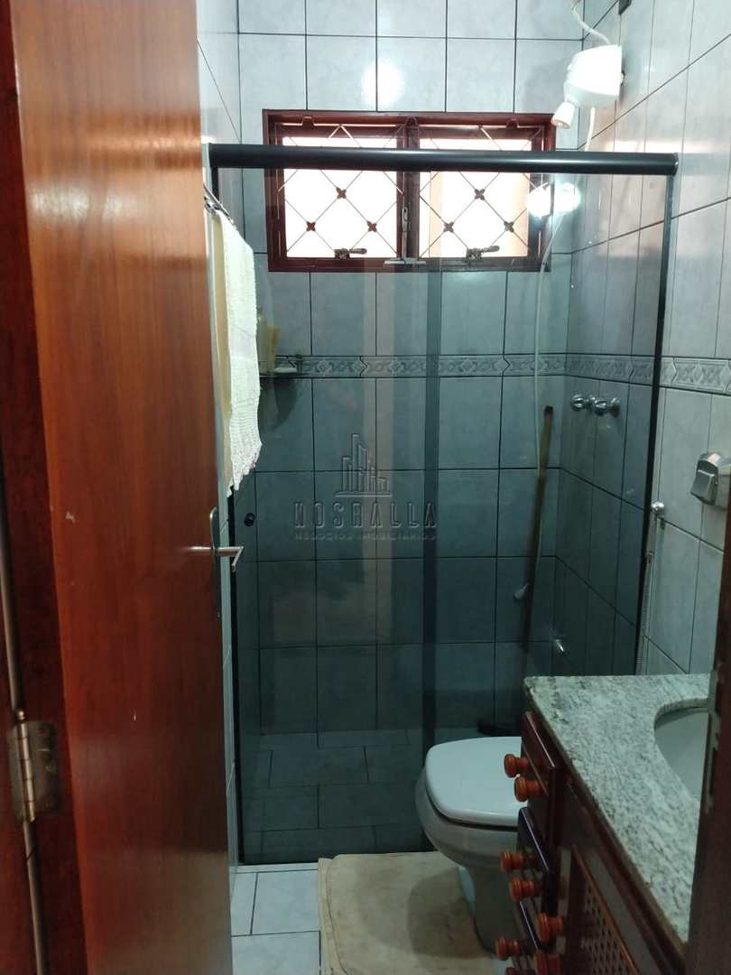 Casa à venda com 3 quartos, 200m² - Foto 8