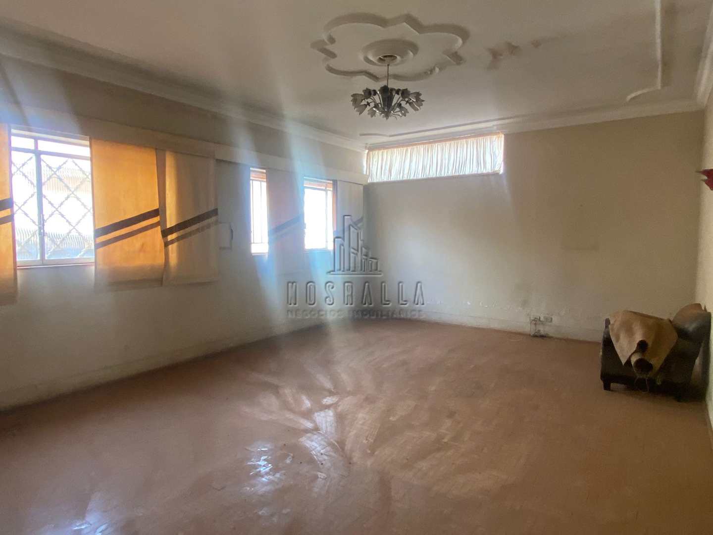 Casa à venda com 4 quartos, 716m² - Foto 3