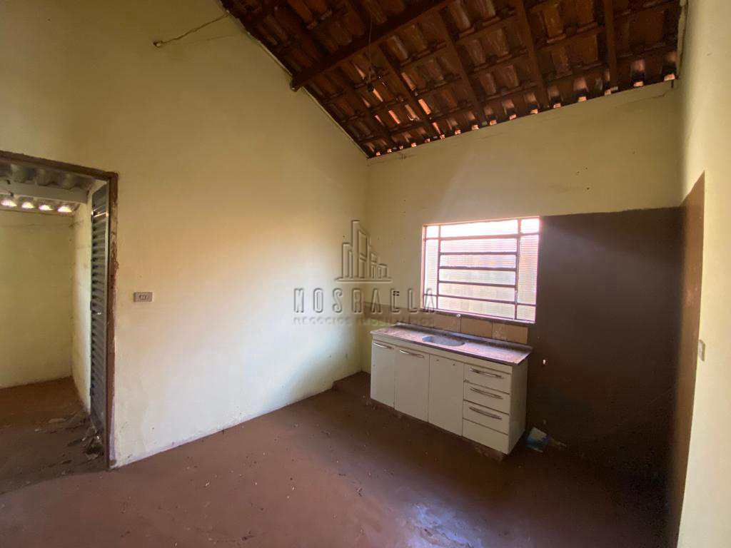 Casa à venda com 3 quartos, 300m² - Foto 11