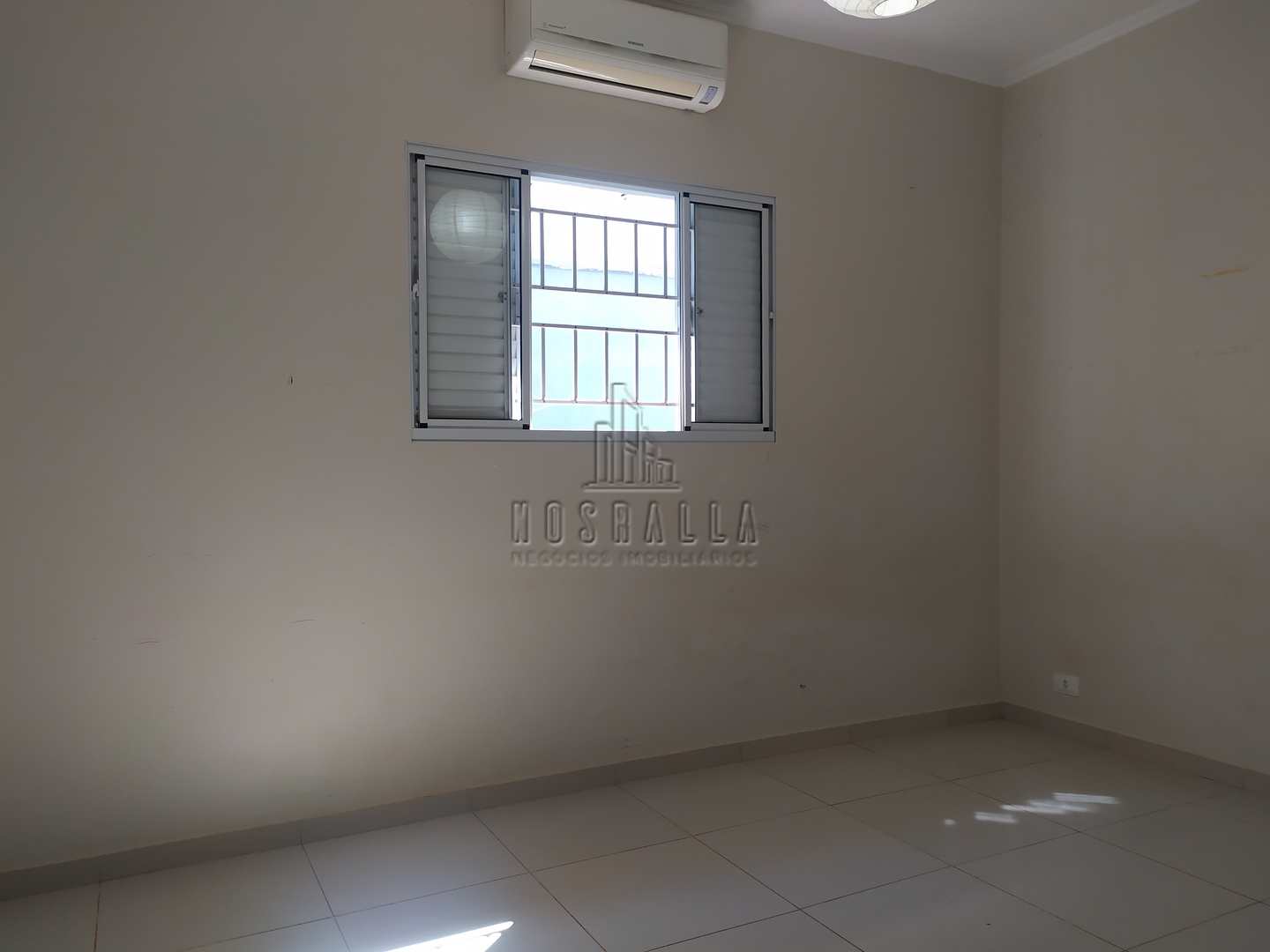 Casa à venda com 4 quartos, 187m² - Foto 11