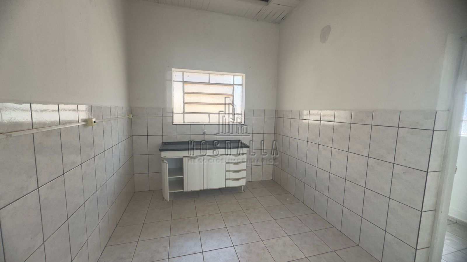 Casa à venda e aluguel com 3 quartos, 387m² - Foto 10