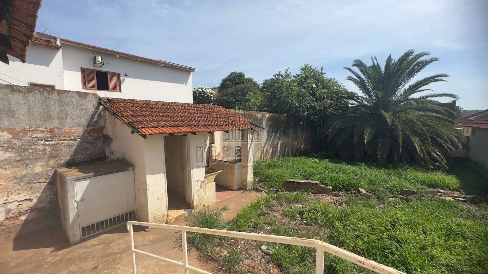 Casa à venda e aluguel com 3 quartos, 387m² - Foto 13