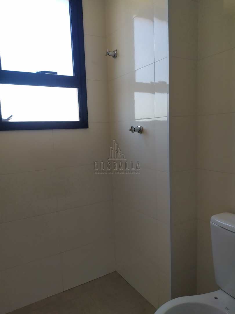 Apartamento para alugar com 2 quartos, 65m² - Foto 17