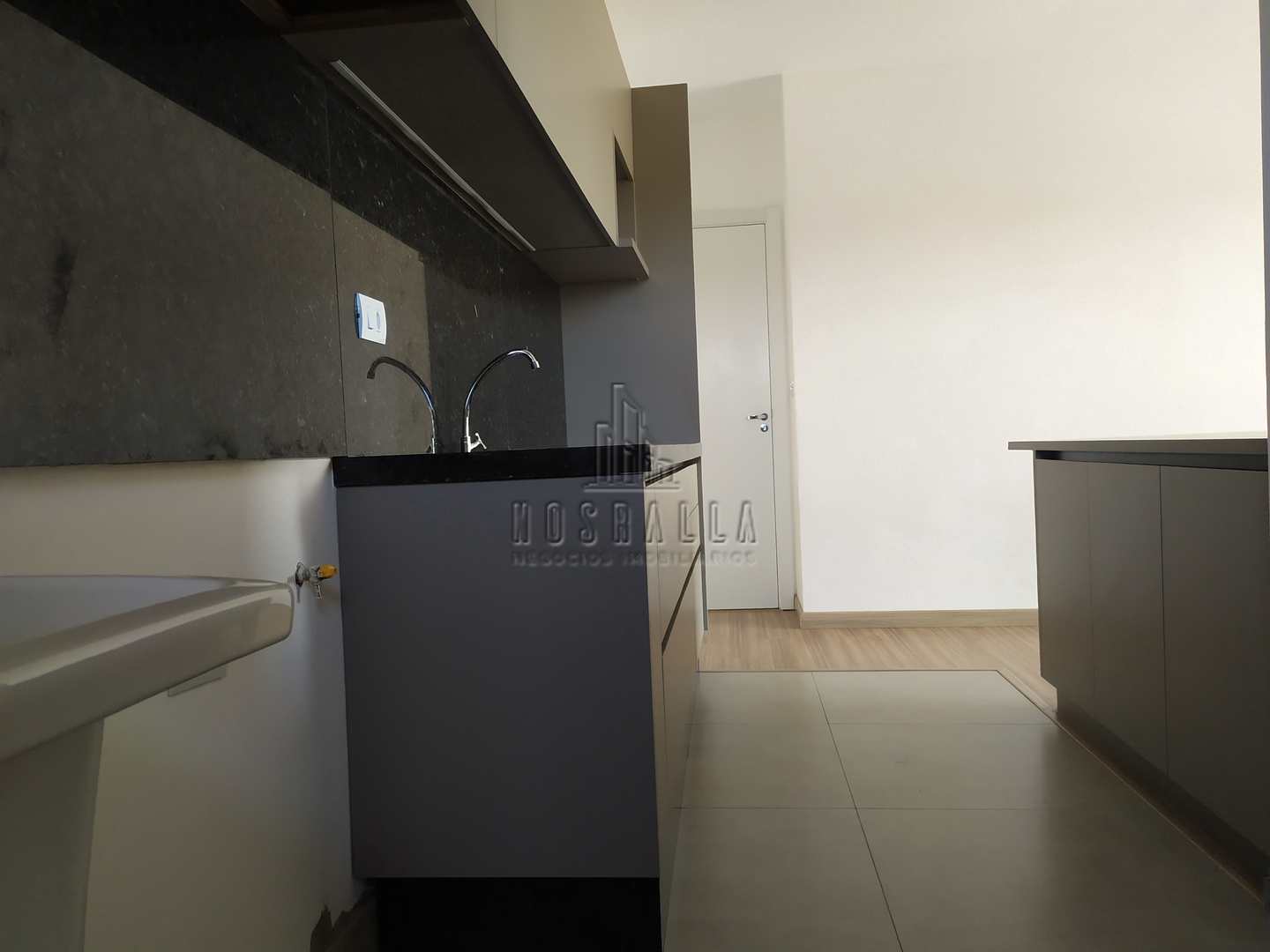 Apartamento para alugar com 2 quartos, 65m² - Foto 5