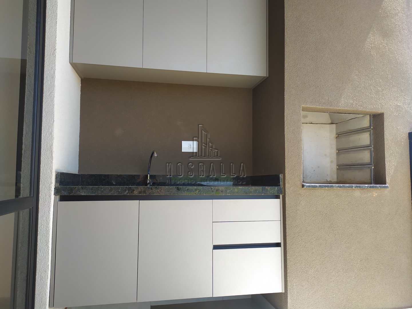 Apartamento para alugar com 2 quartos, 65m² - Foto 9