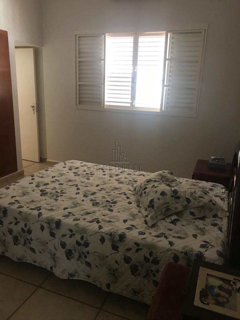 Casa à venda com 3 quartos, 293m² - Foto 11