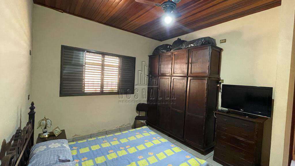 Casa à venda com 3 quartos, 250m² - Foto 11