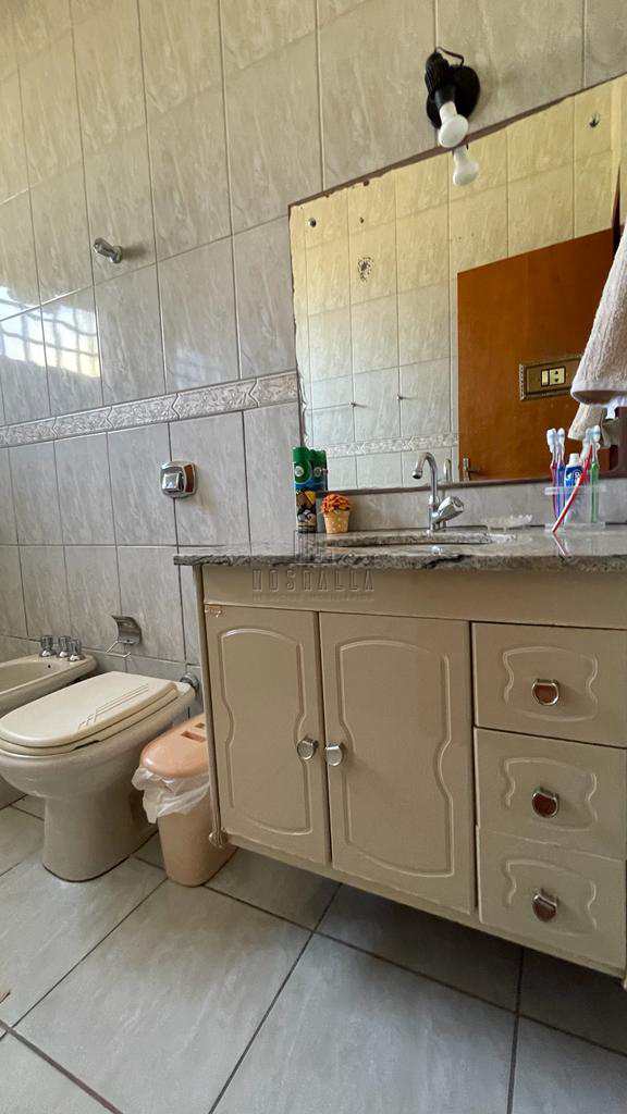 Casa à venda com 3 quartos, 250m² - Foto 21